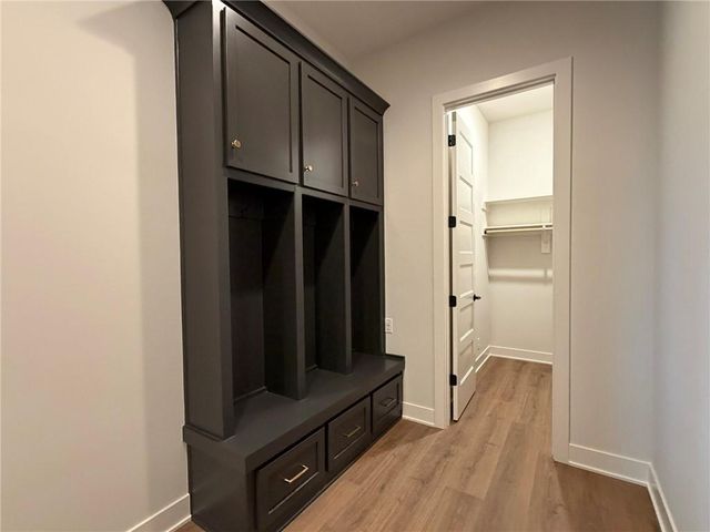 1716 SW Arbor Park Drive, Lee's Summit, MO 64082