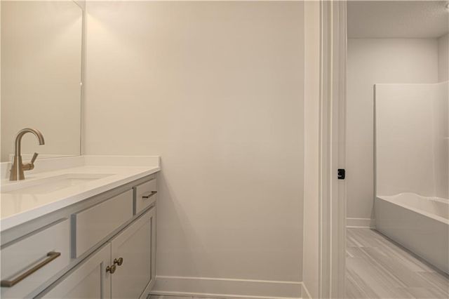 1716 SW Arbor Park Drive, Lee's Summit, MO 64082