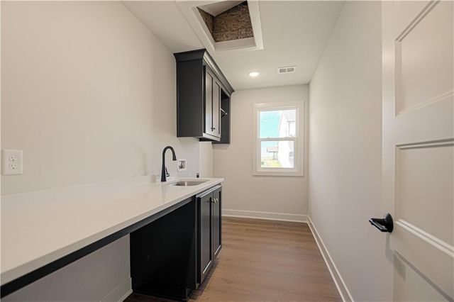1716 SW Arbor Park Drive, Lee's Summit, MO 64082