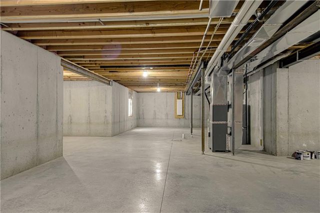 1716 SW Arbor Park Drive, Lee's Summit, MO 64082