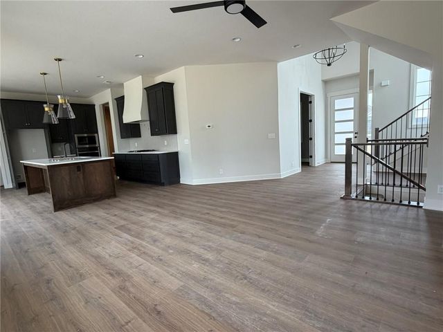 1716 SW Arbor Park Drive, Lee's Summit, MO 64082