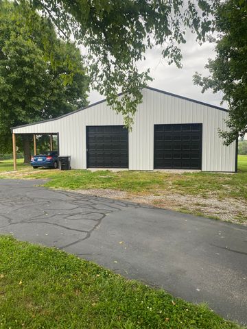 7071 E Farm Road 194, Rogersville, MO 65742