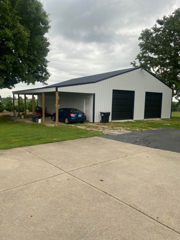 7071 E Farm Road 194, Rogersville, MO 65742