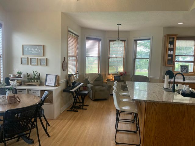 7071 E Farm Road 194, Rogersville, MO 65742