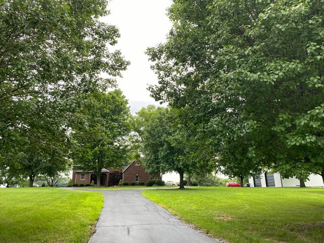 7071 E Farm Road 194, Rogersville, MO 65742
