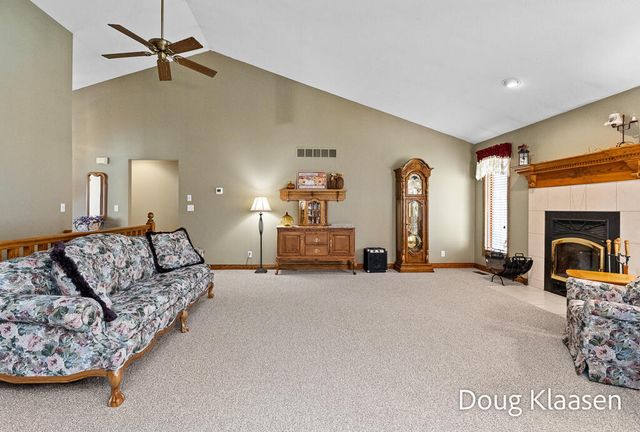 4618 44th Street, Holland, MI 49423