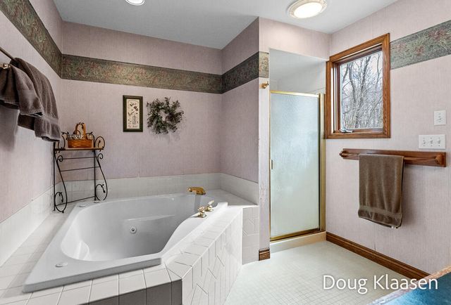 4618 44th Street, Holland, MI 49423