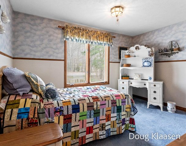 4618 44th Street, Holland, MI 49423