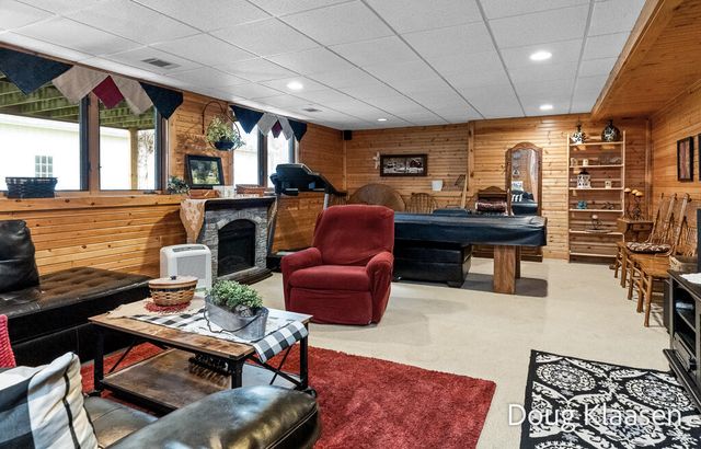 4618 44th Street, Holland, MI 49423