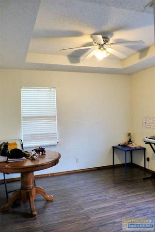 2901 Lakewood Dr., Harlingen, TX 78550