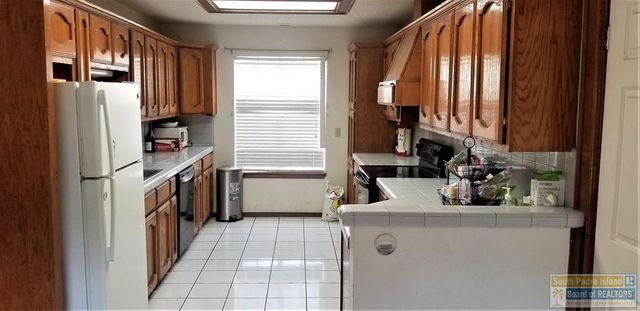 2901 Lakewood Dr., Harlingen, TX 78550