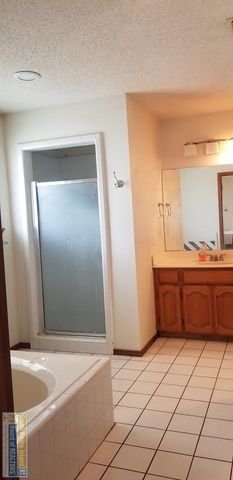 2901 Lakewood Dr., Harlingen, TX 78550
