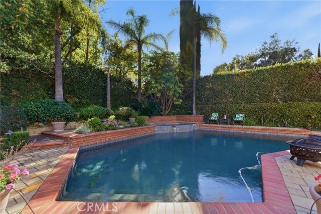29628 Woodbrook, Agoura Hills, CA 91301