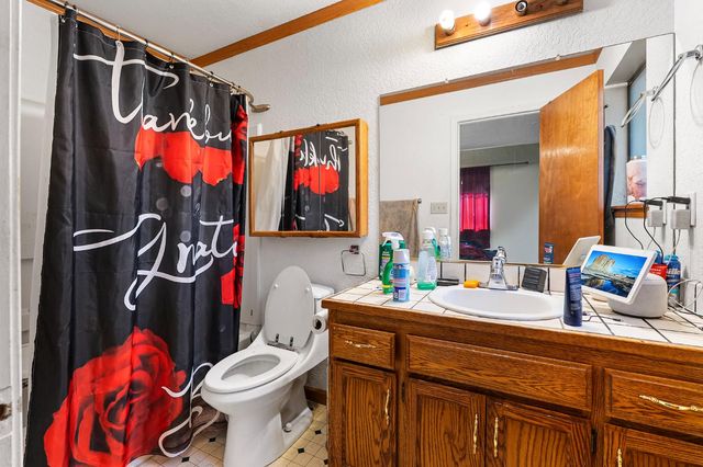 14621 Bridgeport Cir, Magalia, CA 95954