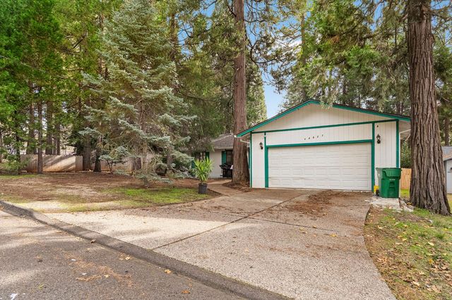 14621 Bridgeport Cir, Magalia, CA 95954