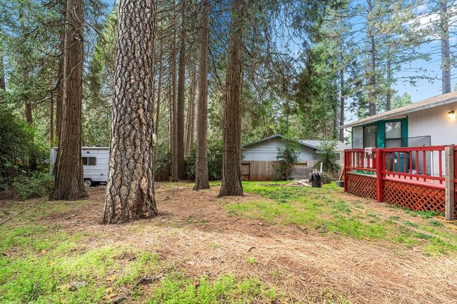 14621 Bridgeport Cir, Magalia, CA 95954