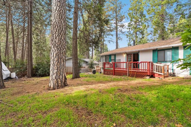 14621 Bridgeport Cir, Magalia, CA 95954