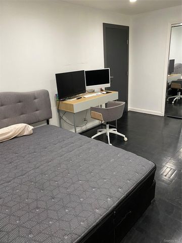32-28 42nd Street 1, Astoria, NY 11103
