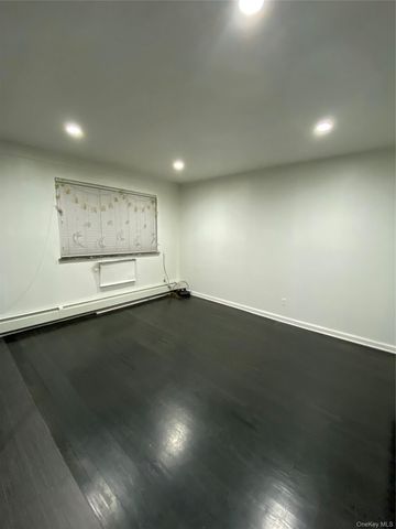 32-28 42nd Street 1, Astoria, NY 11103