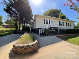 106 N Tracy Street, Kings Mountain, NC 28086