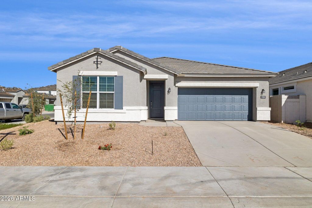 17666 W TURQUOISE Avenue, Waddell, AZ 85355