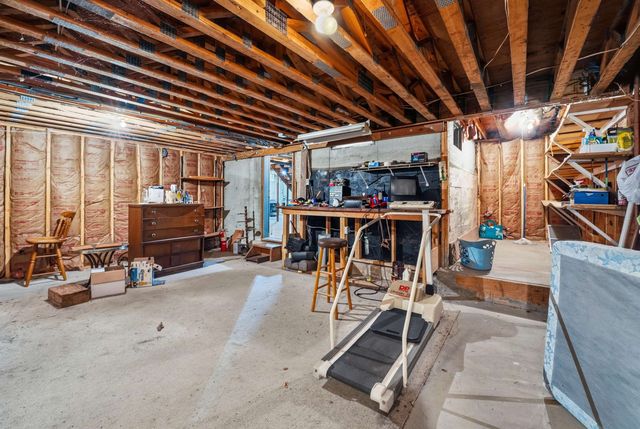 62 Wire Road, Merrimack, NH 03054