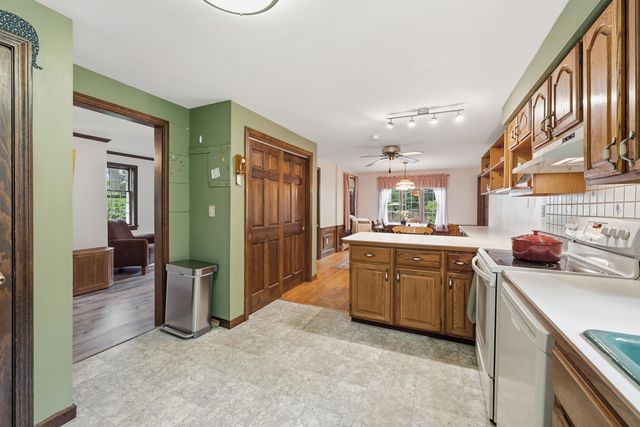 62 Wire Road, Merrimack, NH 03054