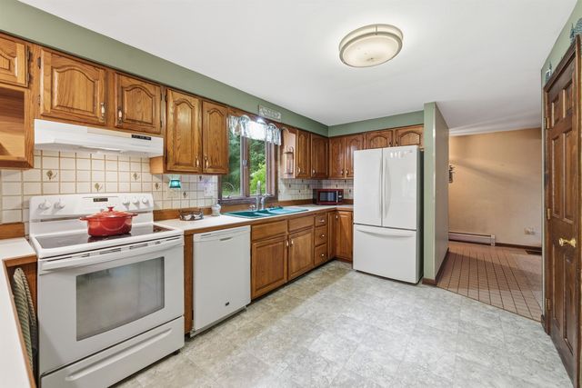62 Wire Road, Merrimack, NH 03054