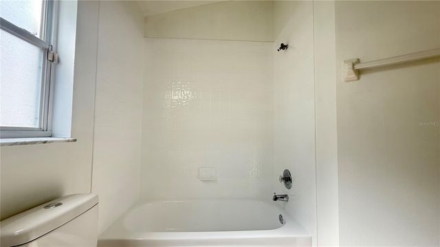 13427 HERON COVE DRIVE, Orlando, FL 32837