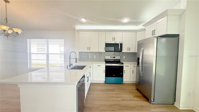 13427 HERON COVE DRIVE, Orlando, FL 32837