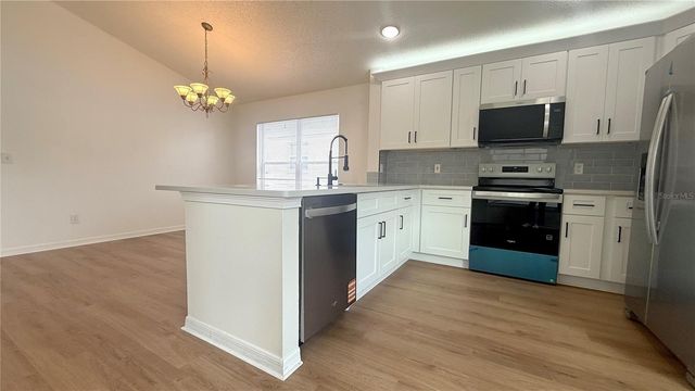 13427 HERON COVE DRIVE, Orlando, FL 32837