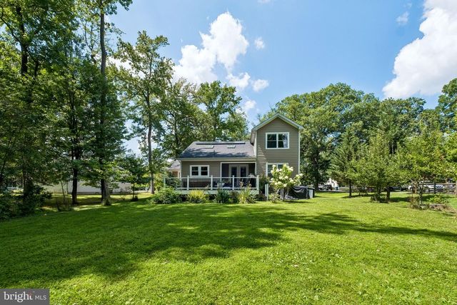 15 WILFRED DR, Yardley, PA 19067