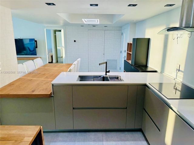 650 West Ave 2309, Miami Beach, FL 33139