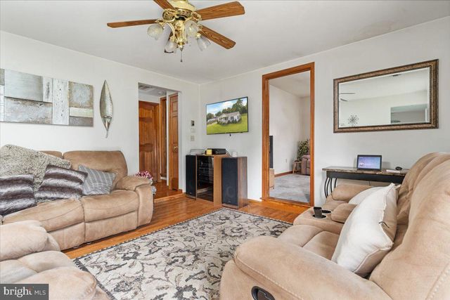 709 DICKS HOLLOW RD, Winchester, VA 22603