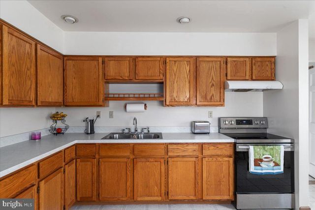 709 DICKS HOLLOW RD, Winchester, VA 22603