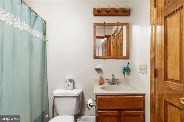 709 DICKS HOLLOW RD, Winchester, VA 22603