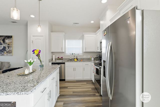 96 Franklin Tree Drive NE, Ludowici, GA 31316