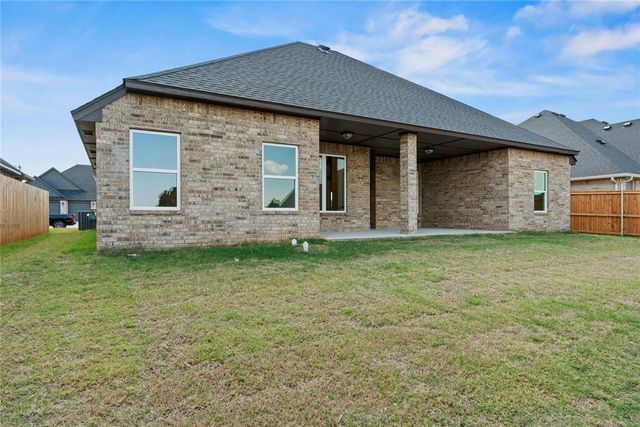 10505 SW 51st Street, Mustang, OK 73064