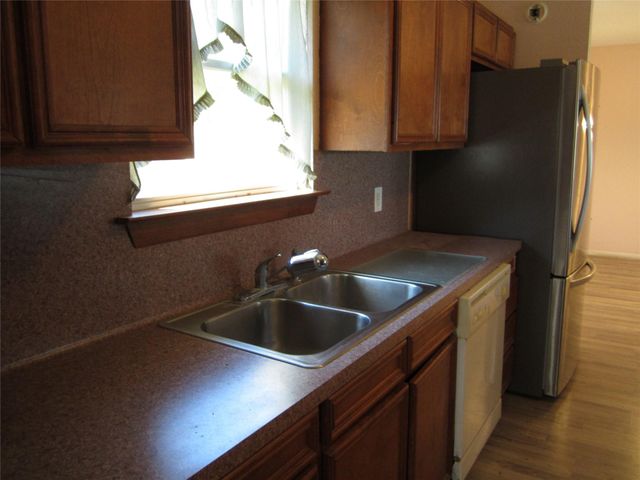 20697 Pierceall Road, Hempstead, TX 77445