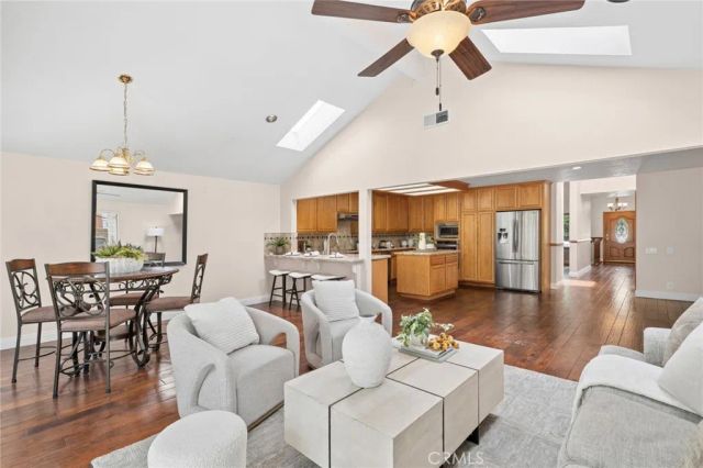 27201 Galvez, Mission Viejo, CA 92691