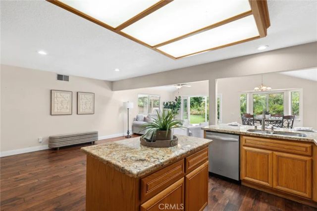 27201 Galvez, Mission Viejo, CA 92691