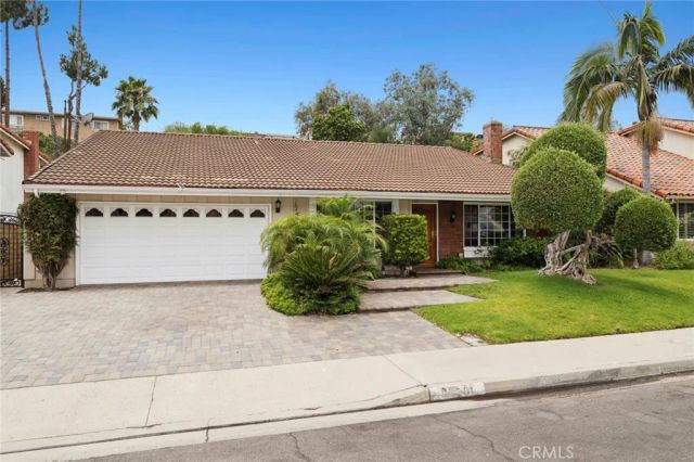 27201 Galvez, Mission Viejo, CA 92691