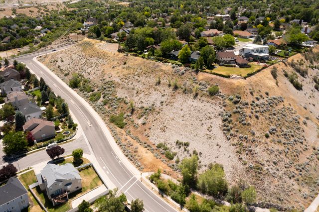 2985 E HOLLOW MILL DR, Cottonwood Heights, UT 84121