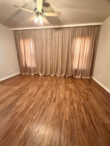 2714 Virginia Avenue, Lubbock, TX 79407