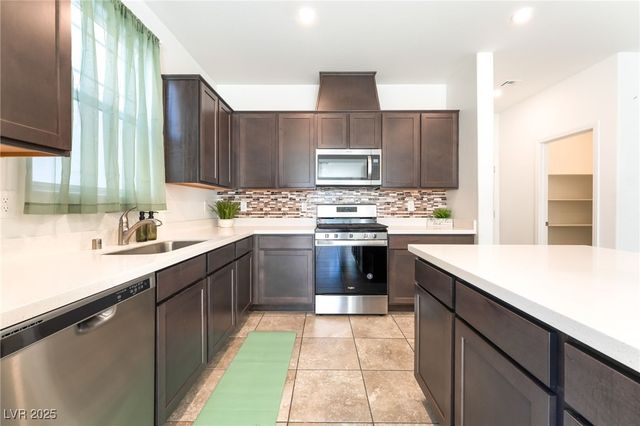 3023 Misty Pine Avenue, North Las Vegas, NV 89081