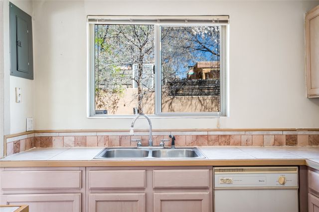 123 Spruce Street, Santa Fe, NM 87501