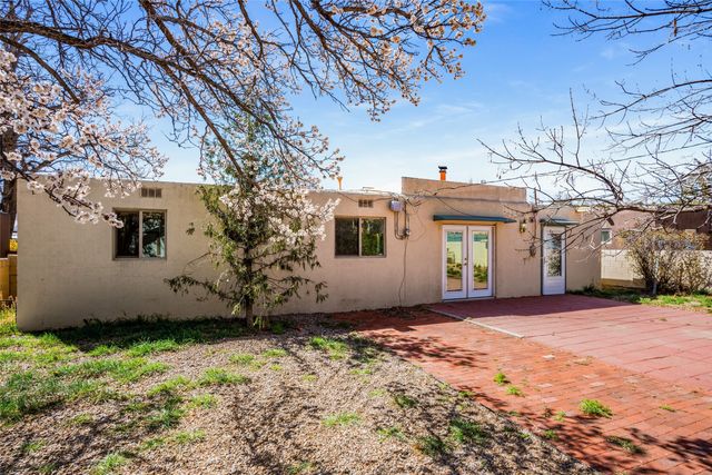 123 Spruce Street, Santa Fe, NM 87501