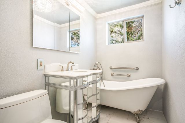 123 Spruce Street, Santa Fe, NM 87501