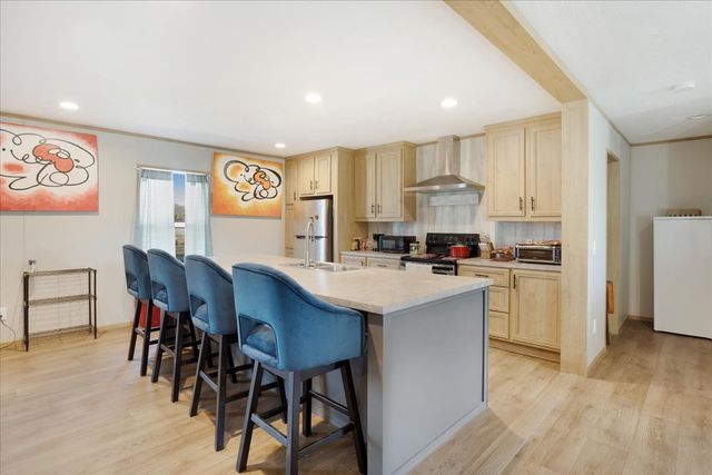 5740 County Road 1091, Celeste, TX 75423