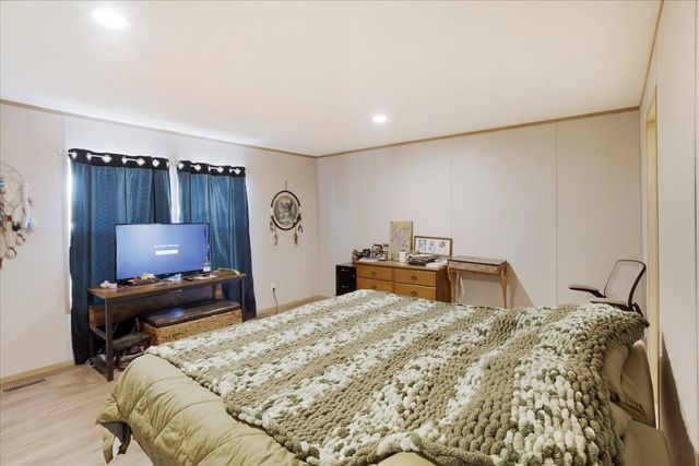 5740 County Road 1091, Celeste, TX 75423